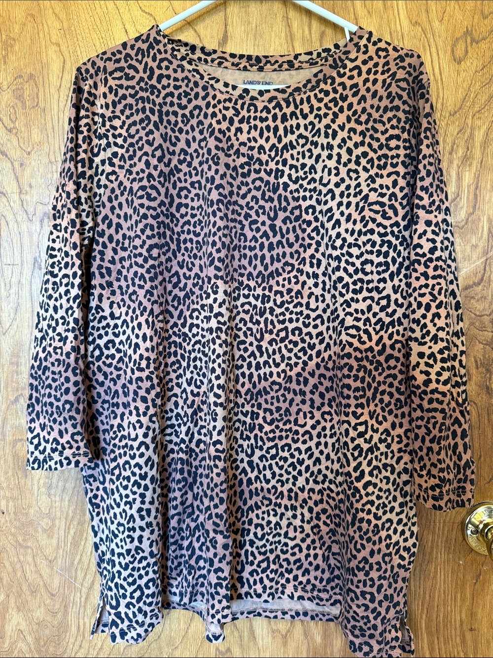 🐆 Lands' End Women's Tan/Brown/Black Leopard Print Long Sleeve Top